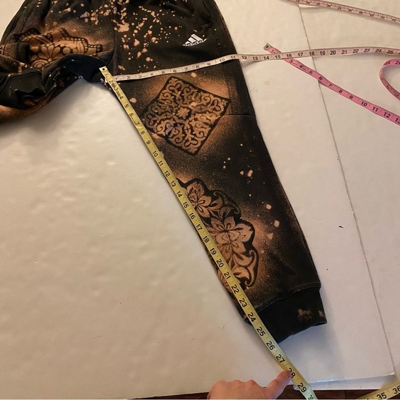 Adidas Sweatpants Mens Size Medium Upcycled Unisex Joggers Sweats Floral Pants - Picture 10 of 12